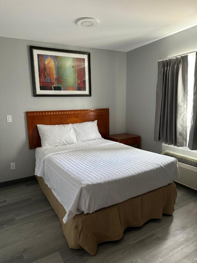Ramshorn Motel Lumby Bagian luar foto