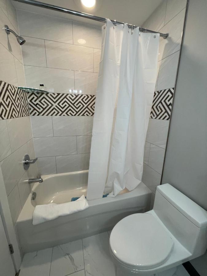 Ramshorn Motel Lumby Bagian luar foto