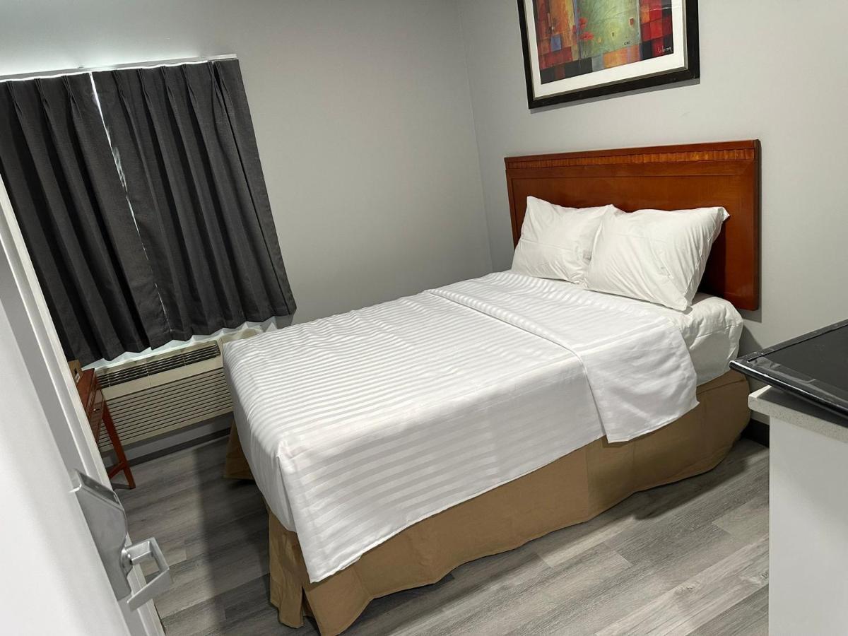 Ramshorn Motel Lumby Bagian luar foto